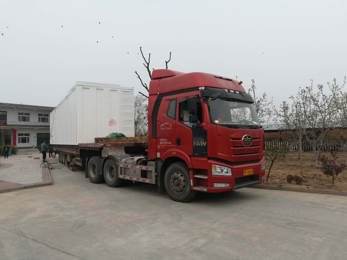 移動供油地面站系統(tǒng)裝車發(fā)貨中